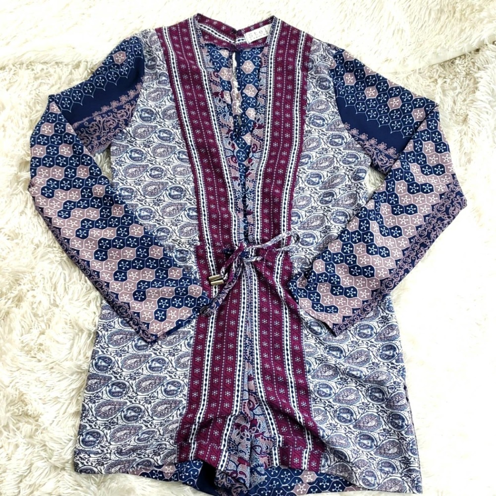 Stella Laguna Beach Purple Abstract Romper sz medium